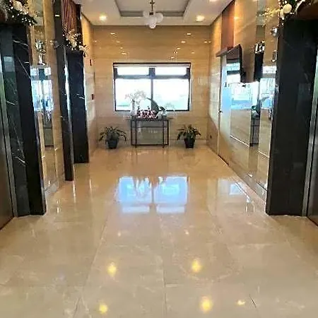 Hadisha Suite Spring Residence